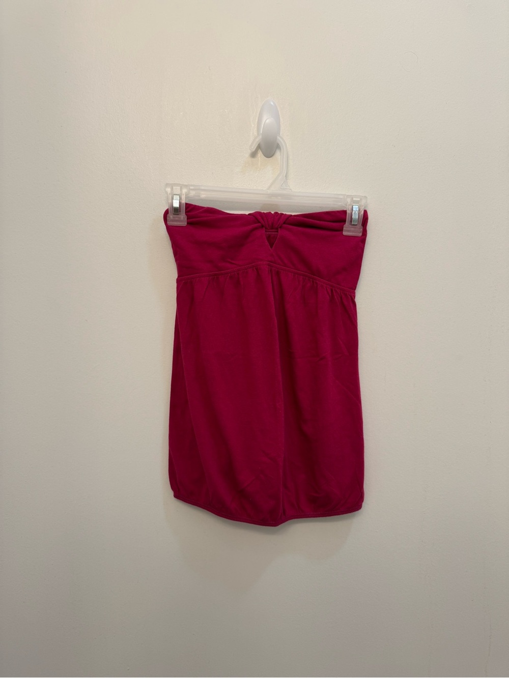Vintage 2000s American Eagle Outfitters Fuchsia Halter Top